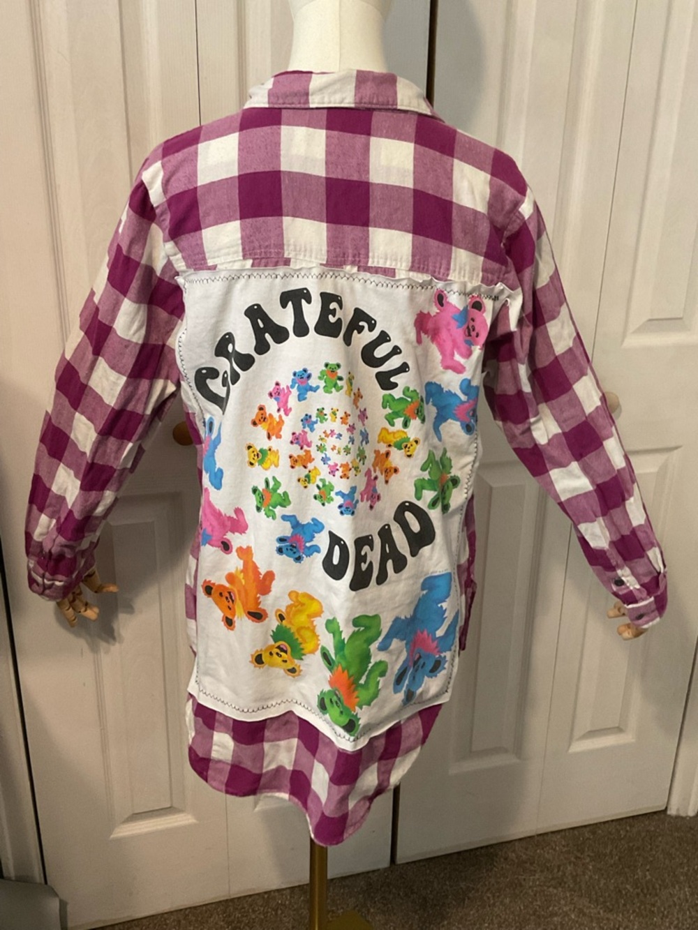 Grateful Dead Dancing Bears Upcycled Back Graphic on Flannel - Women's Large